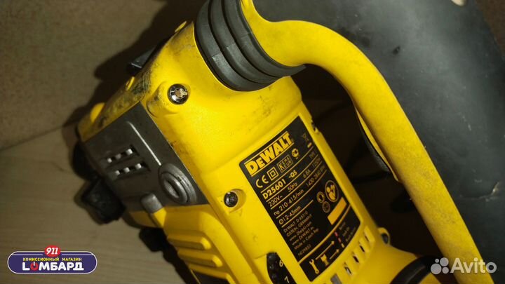 Перфоратор dewalt D25601