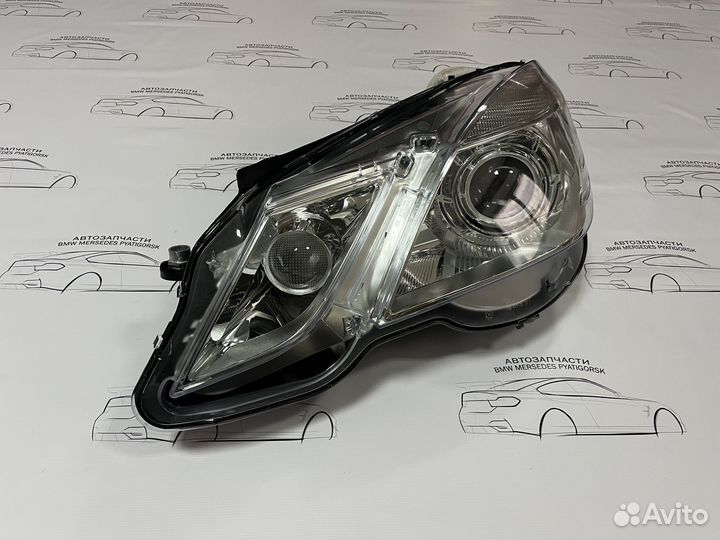 Передняя левая фара Mercedes W212 дорестайлинг