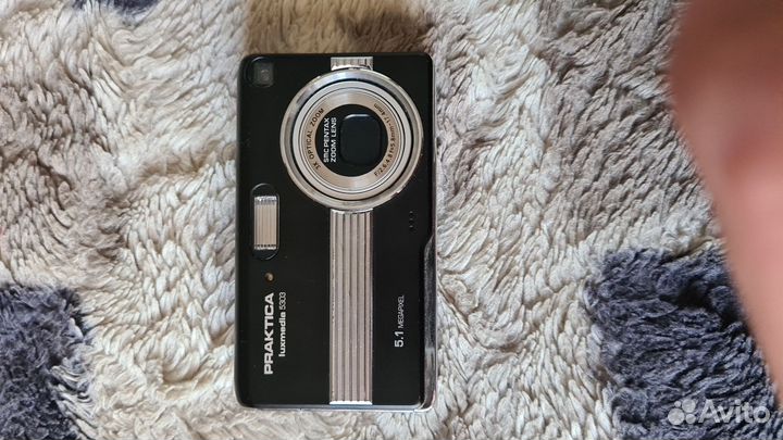 Компактный фотоаппарат