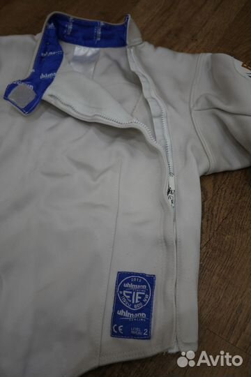 Фехтовальная куртка FIE uhlmann правая женская