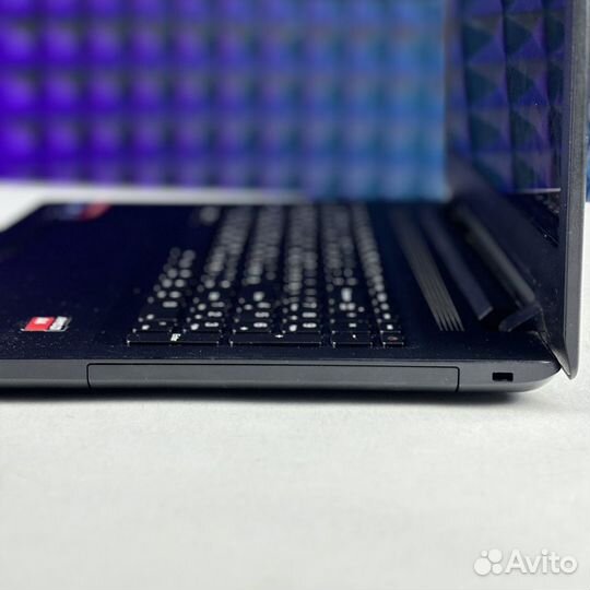 Ноутбук Lenovo 15.6