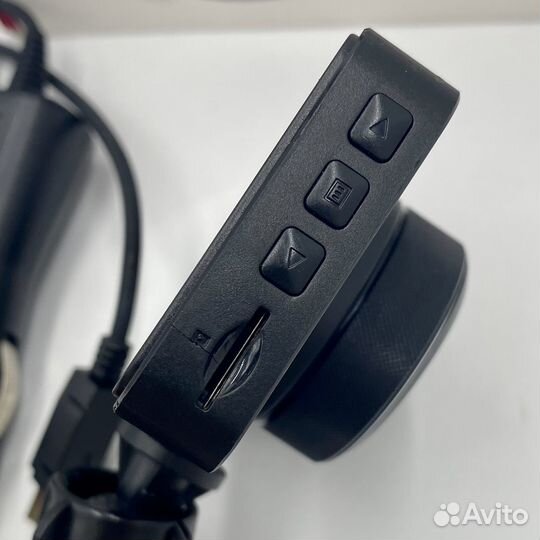 Видеорегистратор Prestigio Roadrunner 420 черный