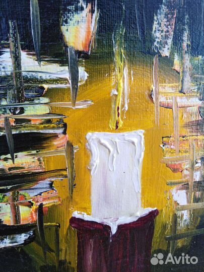 Свеча горит