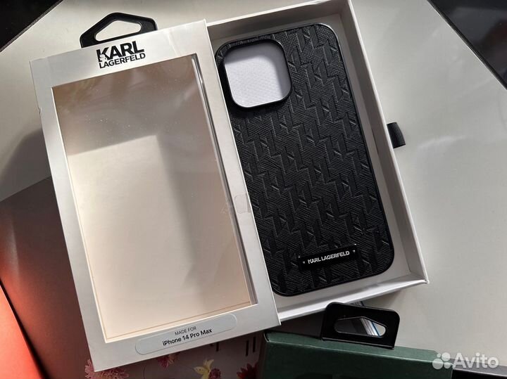 Чехол на iPhone 14 pro max karl lagerfeld