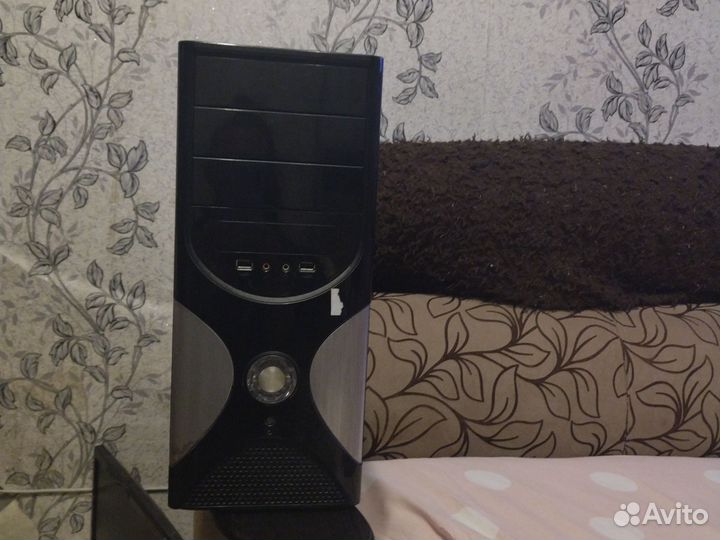 Монитор 19дюймов Samsung