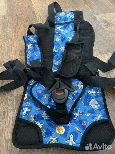 Бескаркасное автокресло