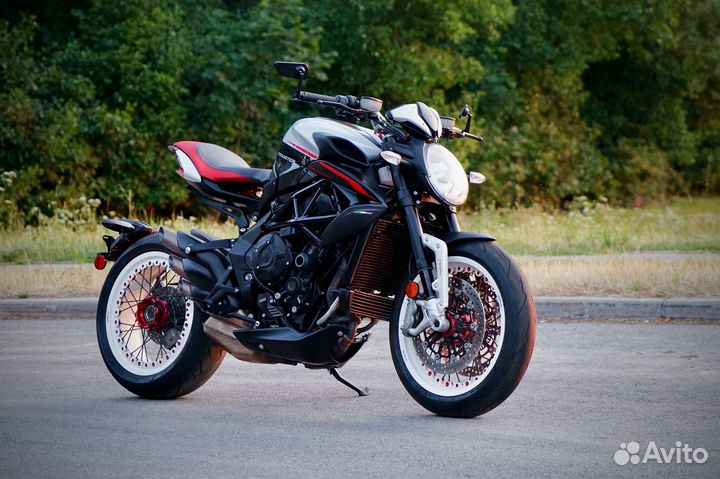 MV Agusta Dragster 800 RR