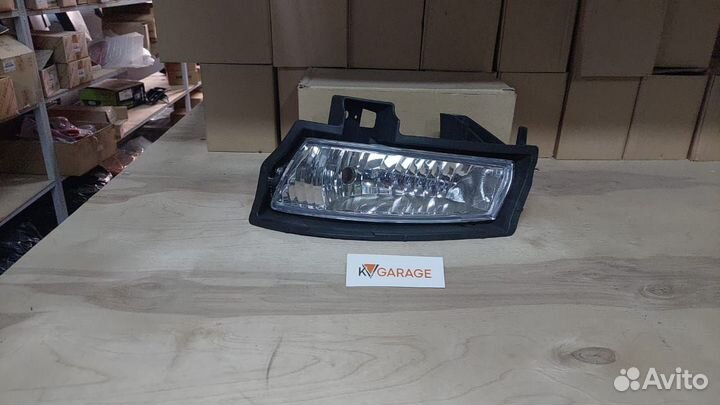 Фара противотуманная toyota alphard 2005-2008