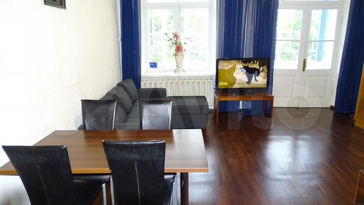 2-к. квартира, 62 м², 2/2 эт.