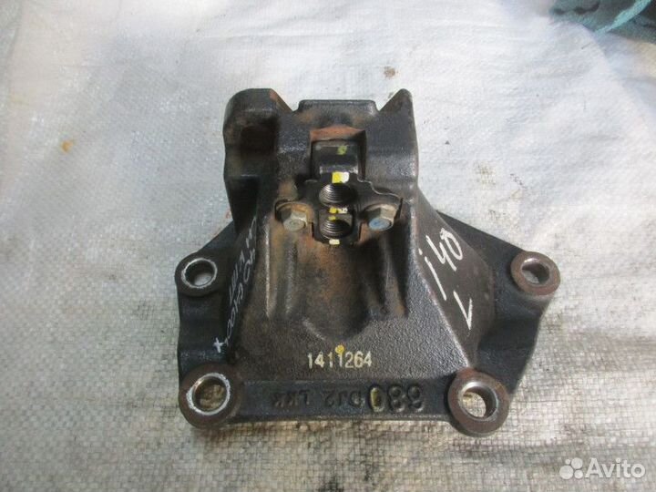 Кронштейн кпп Hyundai i40 2011-2019 (452113B680)