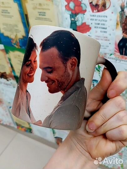 Кружка хамелеон с блестками с фото