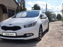 Kia Ceed 1.6 AT, 2015, 127 000 км, с пробегом, цена 1 370 000 руб.