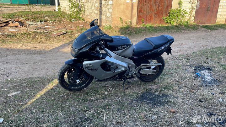Yamaha YZF 1000R