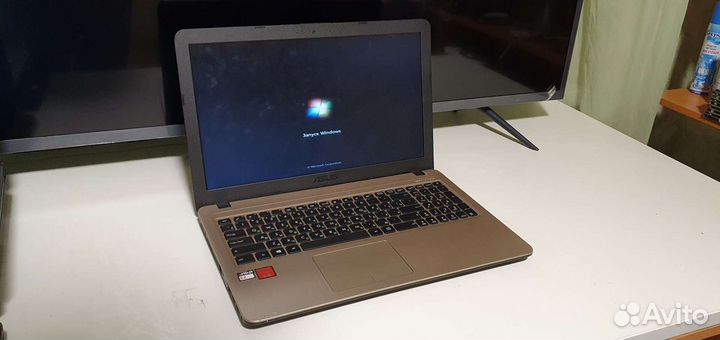 Asus r540y 4 ядра / 4гига /500Gb hdd