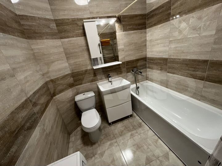 1-к. квартира, 51 м², 2/4 эт.