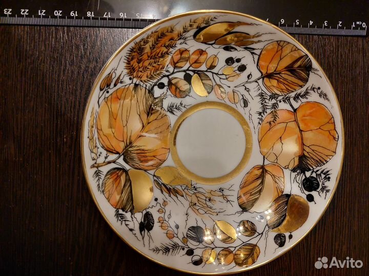 Чайные блюдца