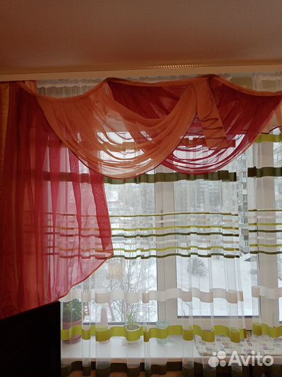 Ламбрикен на окно