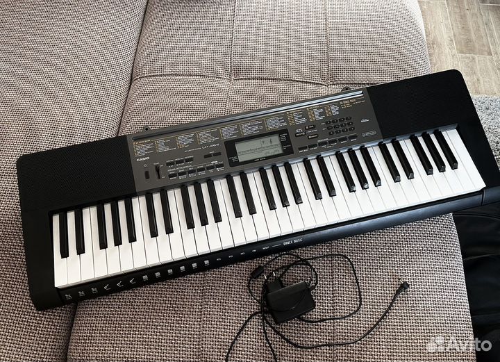 Синтезатор Casio lk-265