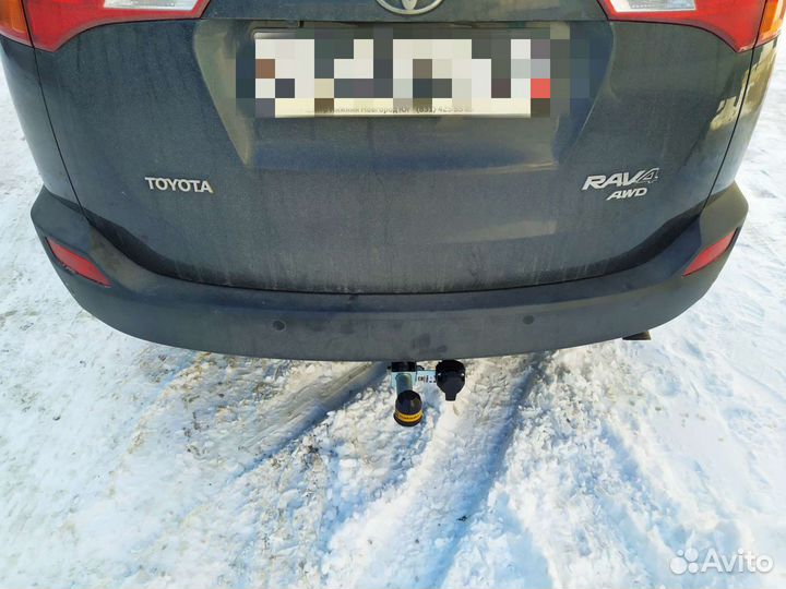 Фаркоп Toyota RAV4 2013-2019 с оцинкованным шаром