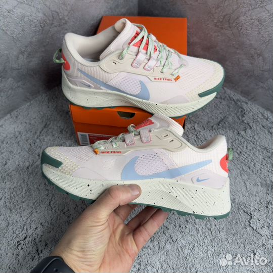 Кроссовки nike pegasus trail 3 розовый