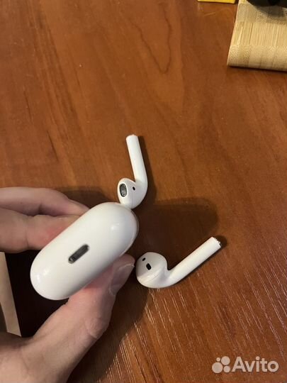 Беспроводные наушники apple airpods 2