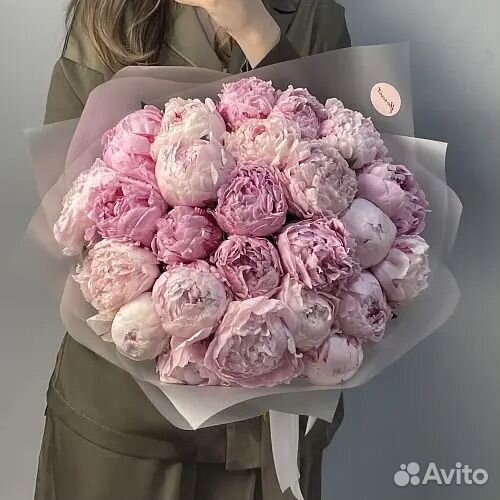 Букет пионов