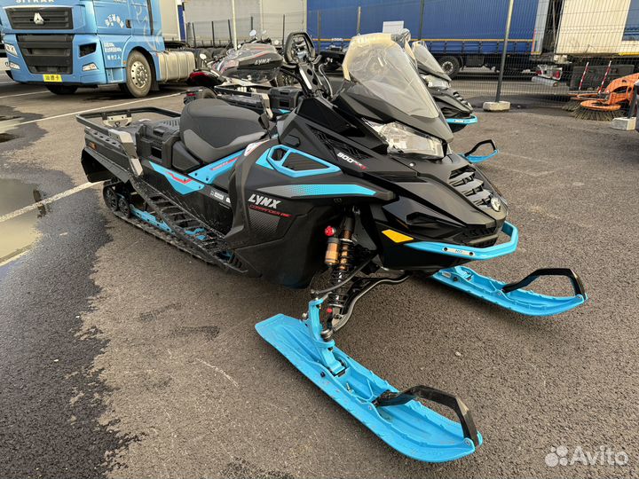 BRP Lynx Commander RE 900 ACE Turbo R /2025