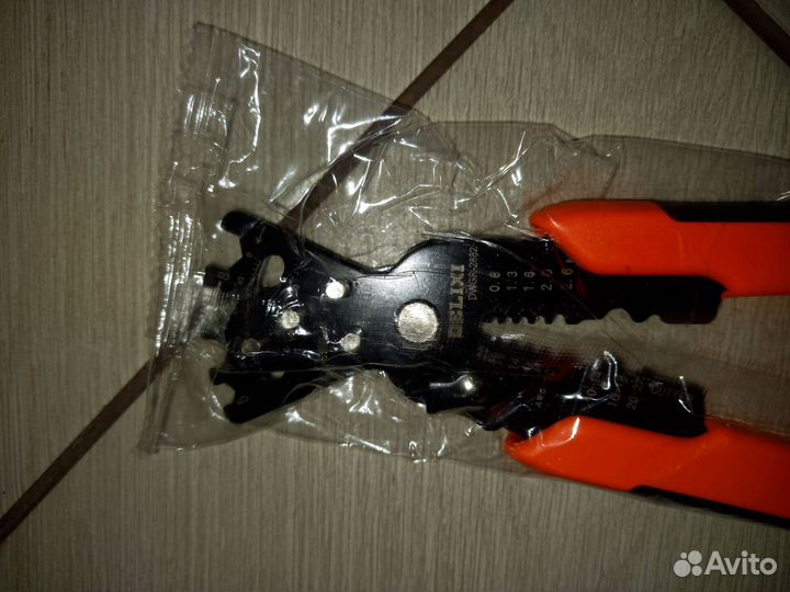 Клещи / обжимной инструмент / зачистка проводов