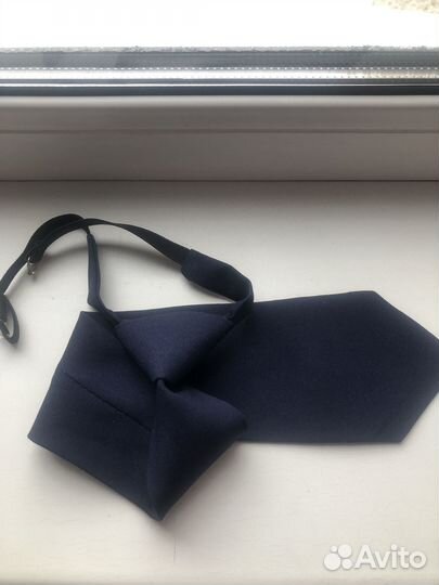 Галстук уига