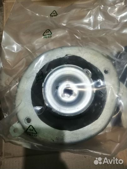 Опора переднего амортизатора 825502