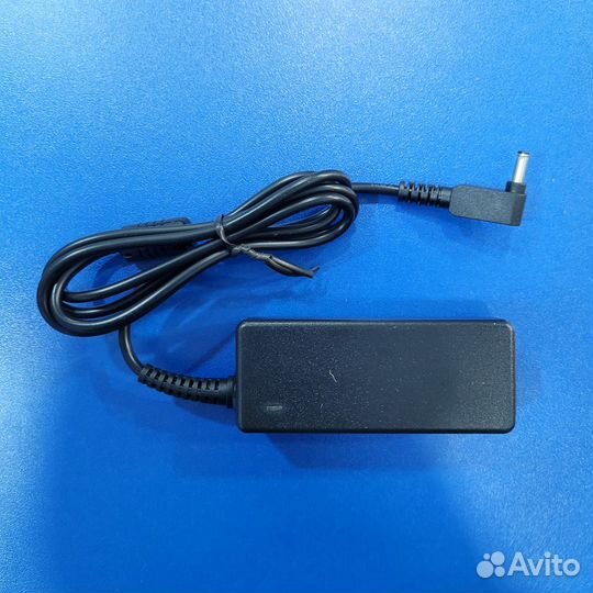 Зарядное устройство Asus VivoBook F102B