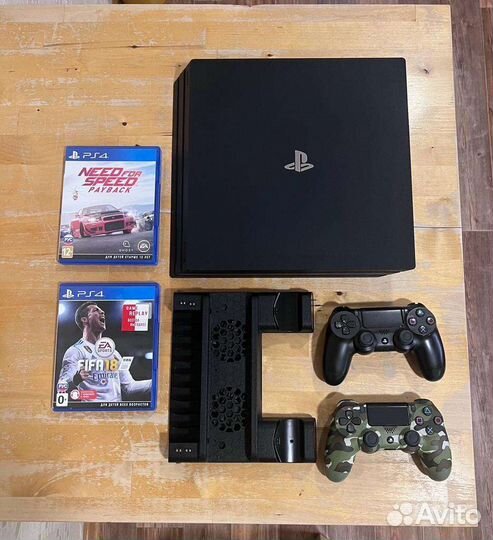 Sony Playstation 4 Pro 1tb