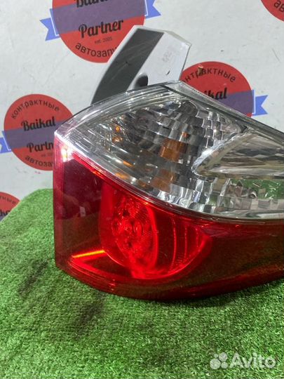Стоп задний правый Toyota Ractis NCP125 1NZ-FE