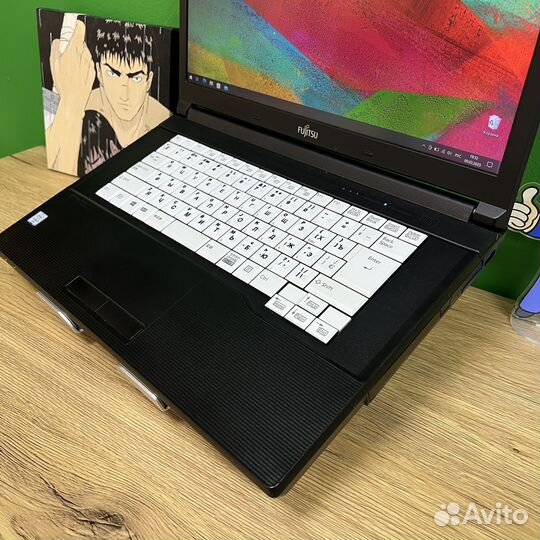 Ноутбук Fujitsu i5/озу 8/SSD