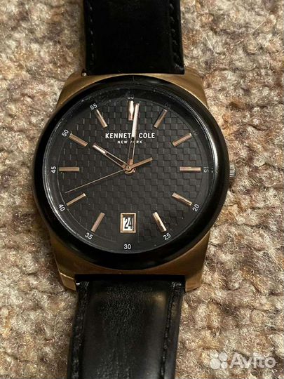 Kenneth cole часы