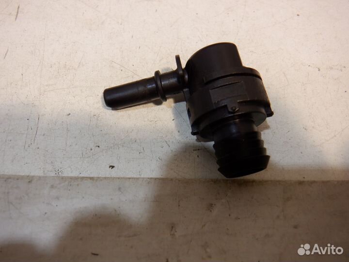 Штуцер вакуумного усилителя тормозов Peugeot 206