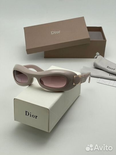 Солнцезащитные очки Dior