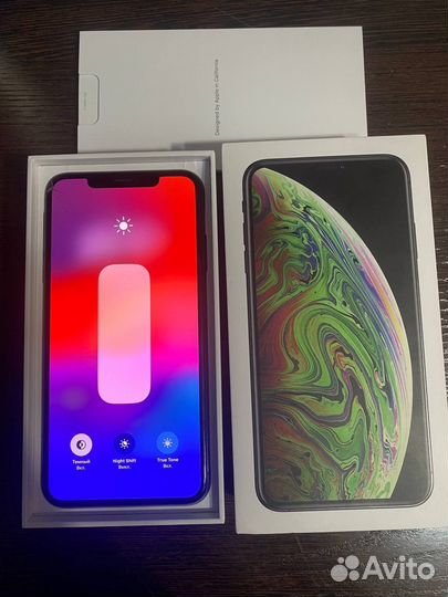 iPhone Xs Max, 64 ГБ