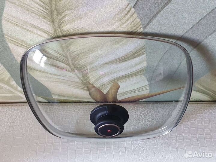 Крышка Swiss Diamond 28 на 28