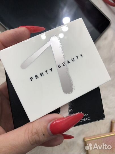 Палетка теней Fenty Beauty