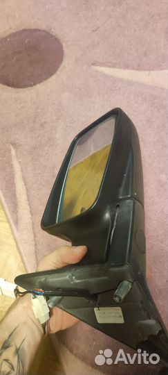 Зеркала на Приору