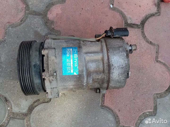 Компрессор кондея на volkswagen golf 4,5,bora,bfq