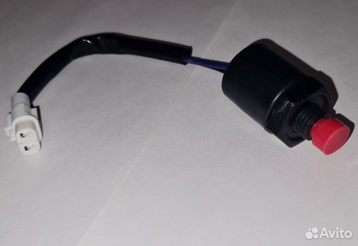 Кнопка с чекой Д/У Suzuki NEW (фишка)