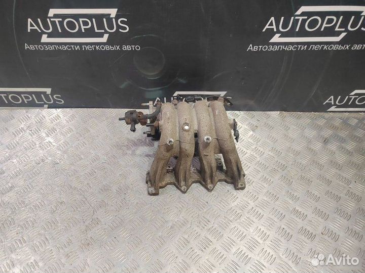 Впускной коллектор Hyundai Verna G4EE