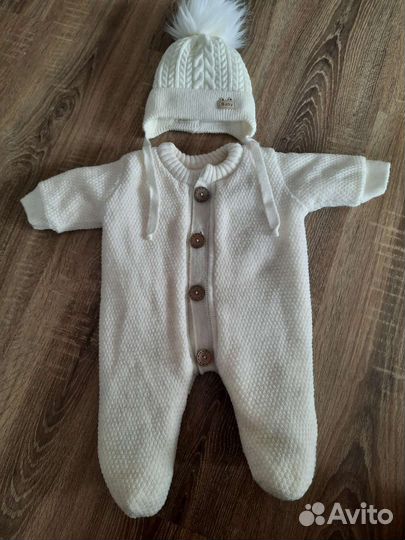 Утепленный комбинезон на выписку