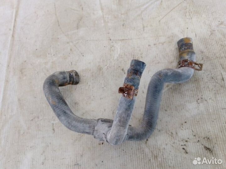 Патрубок Volkswagen Passat B5 1996-2000 седан 1