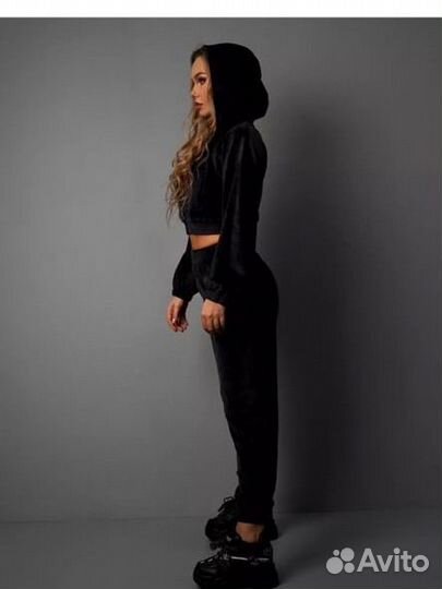 Спортивный костюм велюровый