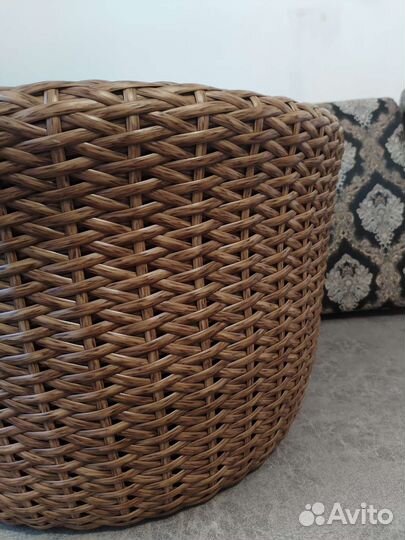 Кашпо для цветов