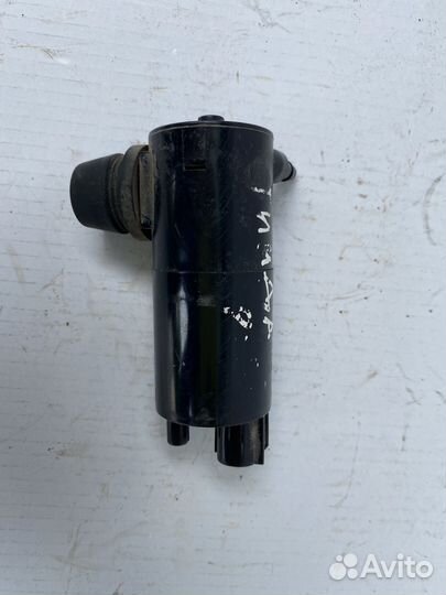 Насос стеклоомывателя Ниссан Teana, Tiida, X-Trail