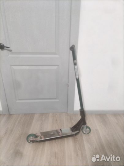 Продам самокат бу